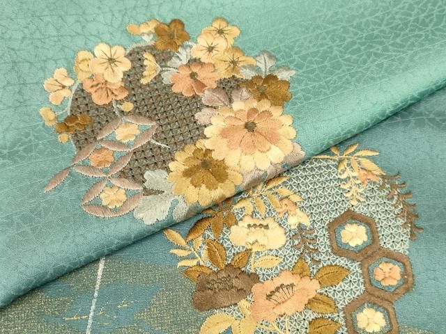 平和屋着物●中国三大刺繍　スワトウ刺繍　汕頭刺繍　訪問着　草花丸文　金彩　正絹　逸品　DABK2952op
