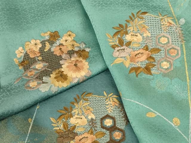 平和屋着物●中国三大刺繍　スワトウ刺繍　汕頭刺繍　訪問着　草花丸文　金彩　正絹　逸品　DABK2952op