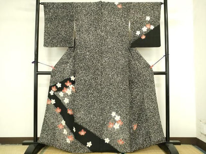 平和屋着物●訪問着　舞花　黒地　たたき染め　鬼しぼ縮緬　高島屋扱い　正絹　逸品　DABK2981op