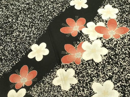 平和屋着物●訪問着　舞花　黒地　たたき染め　鬼しぼ縮緬　高島屋扱い　正絹　逸品　DABK2981op