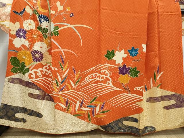 平和屋着物■豪華振袖　駒刺繍　立波草花文　金彩　正絹　逸品　DABK3010qa