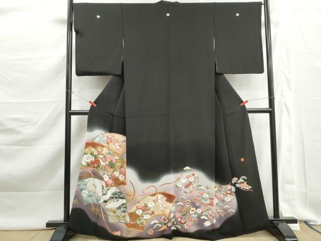 平和屋着物■豪華黒留袖　作家物　駒刺繍　地紙花鳥文　宝尽くし　暈し染め　金彩　正絹　逸品　DABK3012qa