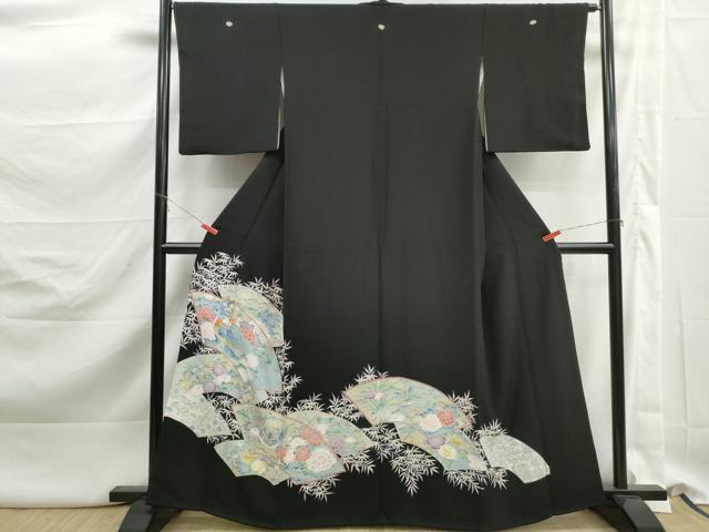 平和屋着物■豪華黒留袖　刺繍　地紙孔雀花文　牡丹　金糸　正絹　逸品　DABK3160qa