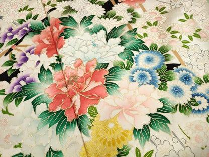 平和屋着物■豪華振袖　駒刺繍　草花文　金彩　正絹　逸品　DABK3161qa