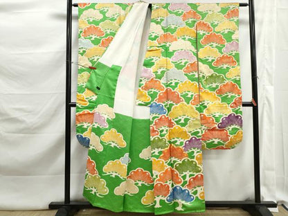 平和屋着物■豪華振袖　駒刺繍　枝松尽くし文　金彩　正絹　逸品　DABK3219qa