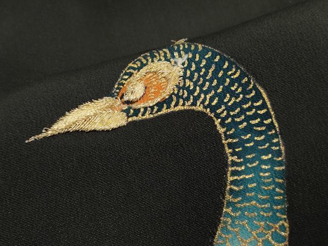 平和屋着物■豪華黒留袖　刺繍　孔雀文　金銀彩　正絹　逸品　DABK3251qa