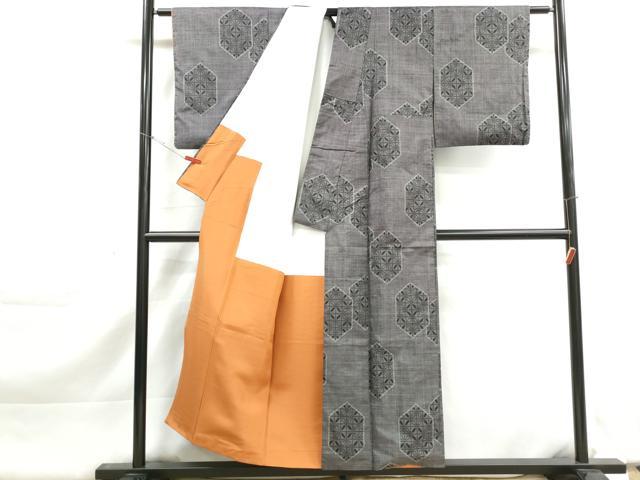 平和屋着物■本場大島紬　7マルキ　亀甲七宝文　正絹　逸品　DABK3325qa