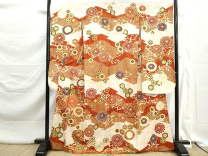 平和屋着物■豪華振袖　駒刺繍　亀甲唐草花文　金彩　正絹　逸品　DABK3327qa
