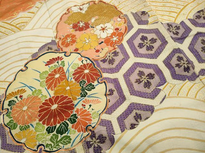 平和屋着物■豪華振袖　駒刺繍　吉祥雪輪花文　金彩　正絹　逸品　DABK3342qa