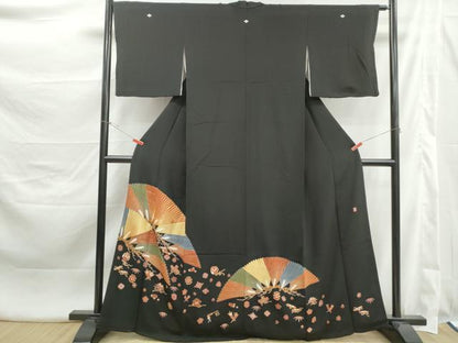 平和屋着物■豪華黒留袖　作家物　駒刺繍　吉祥枝松文　金彩　正絹　逸品　DABK3425qa