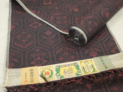 平和屋着物▼結城紬　反物　着尺　亀甲草花文　証紙付き　逸品　未使用　DABK3555zy