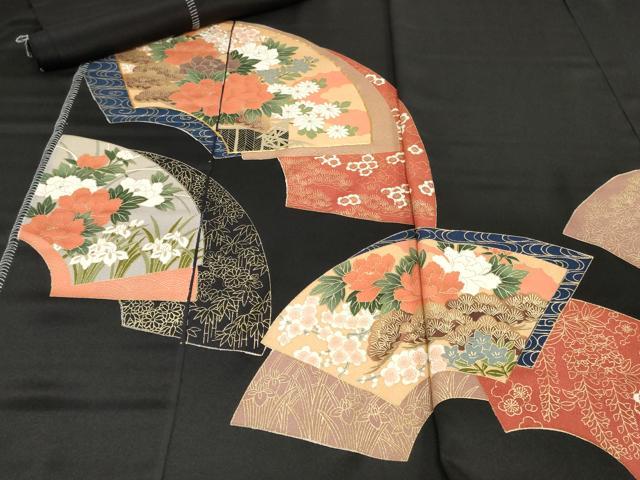 平和屋着物▼黒留袖　解き反物　着尺　駒刺繍　地紙草花文　金彩　逸品　DABK3844zy
