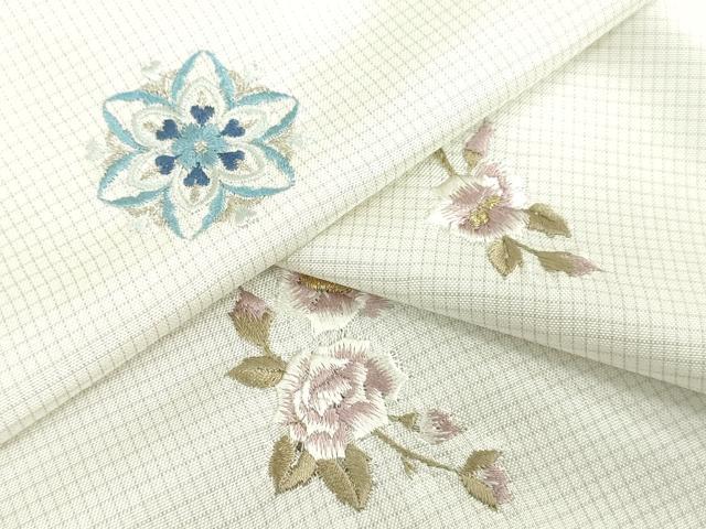 平和屋着物●本場縞大島紬　反物　着尺　総刺繍　舞花文　金糸　堀之内織物謹製　証紙付き　逸品　未使用　DABK3949zy