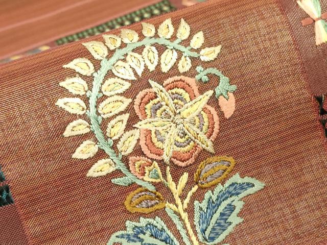 平和屋着物▼太鼓柄袋帯　刺繍　更紗花文　金糸　正絹　逸品　DABK4293az