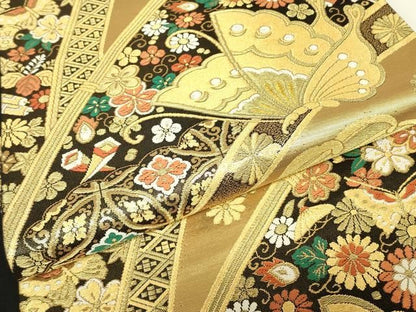 平和屋着物▼六通柄袋帯　舞蝶宝尽くし花文　金糸　正絹　逸品　DABK4511az