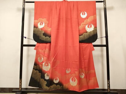 平和屋着物∵女の子　十三参り　子供　祝着　雲重ね飛鶴文　暈し染め　金銀糸　金通し地　逸品　DABK5153ea