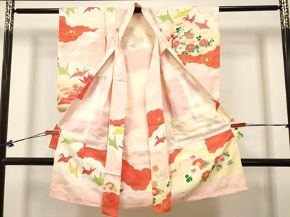 平和屋着物[]アンティーク　大正ロマン　お宮参り　女の子　祝着　産着　初着　のしめ　刺繍　雲重ね折り鶴花文　金彩　逸品　DABK5175ea