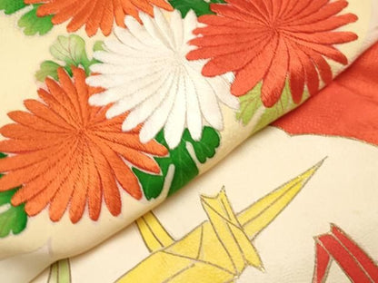 平和屋着物[]アンティーク　大正ロマン　お宮参り　女の子　祝着　産着　初着　のしめ　刺繍　雲重ね折り鶴花文　金彩　逸品　DABK5175ea