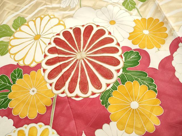 平和屋着物■豪華振袖　駒刺繍　重ね雲菊尽くし文　金彩　正絹　逸品　DABK6097qa