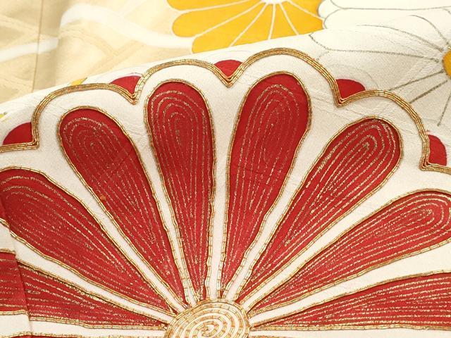 平和屋着物■豪華振袖　駒刺繍　重ね雲菊尽くし文　金彩　正絹　逸品　DABK6097qa