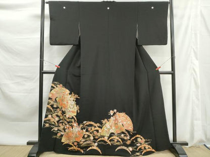 平和屋着物■豪華黒留袖　駒刺繍　地紙御所車花文　金彩　正絹　逸品　DABK6112qa