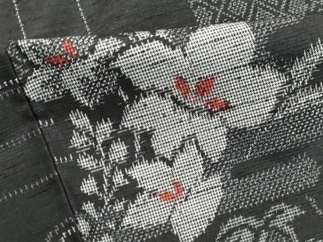 平和屋着物■上質な紬　草花文　黒地　正絹　逸品　DABK6121qa