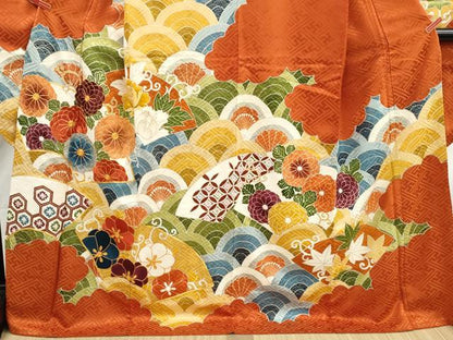 平和屋着物■豪華振袖　駒刺繍　地紙青海波花文　牡丹　金彩　正絹　逸品　DABK6370qa