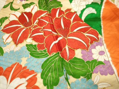 平和屋着物■豪華振袖　駒刺繍　絞り　草花文　金彩　正絹　逸品　DABK6457qa