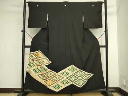 平和屋着物■豪華黒留袖　駒刺繍　花菱文　金彩　正絹　逸品　DABK6545ya