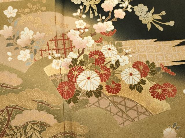 平和屋着物■十日町友禅作家　龍谷　黒留袖　地紙花松文　枝梅　暈し染め　金銀彩　正絹　逸品　DABK6709ya