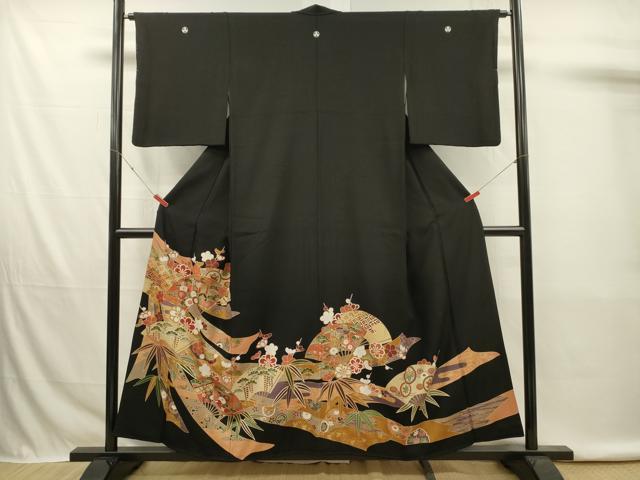 平和屋着物■豪華黒留袖　駒刺繍　扇面御所車花熨斗文　松竹梅　金彩　正絹　逸品　DABK6712ya