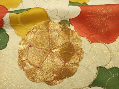 平和屋着物■豪華振袖　駒刺繍　舞梅文　金彩　正絹　逸品　DABK6719ya