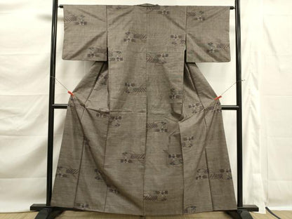 平和屋着物■本場大島紬　9マルキ　横段花文　正絹　逸品　DABK6827ya