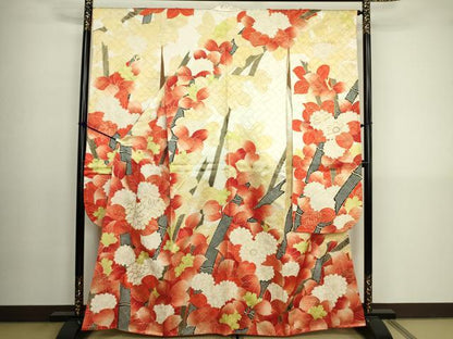平和屋着物■豪華振袖　駒刺繍　草花文　竹　金彩　正絹　逸品　DABK6839ya