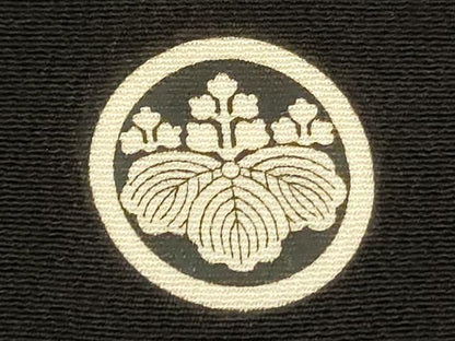平和屋着物■豪華黒留袖　刺繍　飛鶴花松文　金彩　正絹　逸品　DABK6973ya