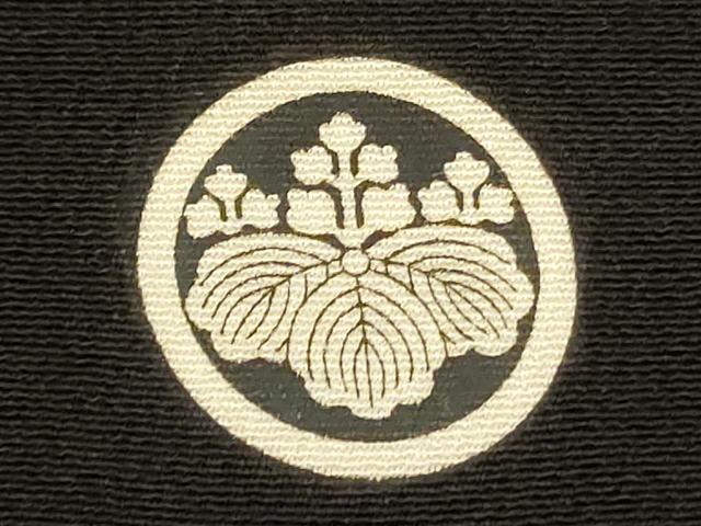 平和屋着物■豪華黒留袖　刺繍　飛鶴花松文　金彩　正絹　逸品　DABK6973ya