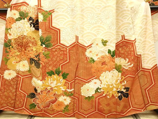 平和屋着物●豪華振袖　駒刺繍　菊文　金彩　正絹　逸品　DABK7870du
