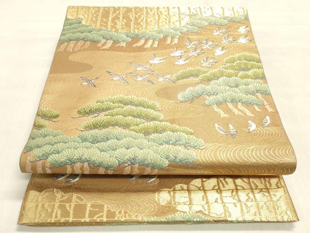 平和屋着物◎西陣　服部織物謹製　六通柄袋帯　唐織　飛鳥風景松文　金糸　正絹　逸品　DABK8014ar