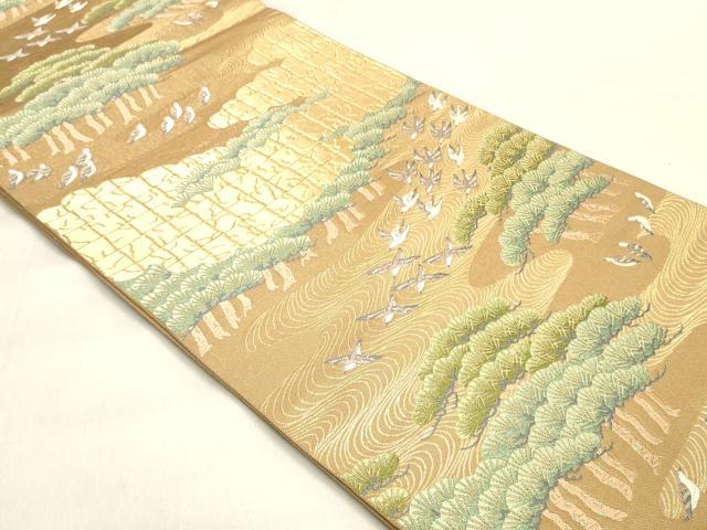 平和屋着物◎西陣　服部織物謹製　六通柄袋帯　唐織　飛鳥風景松文　金糸　正絹　逸品　DABK8014ar