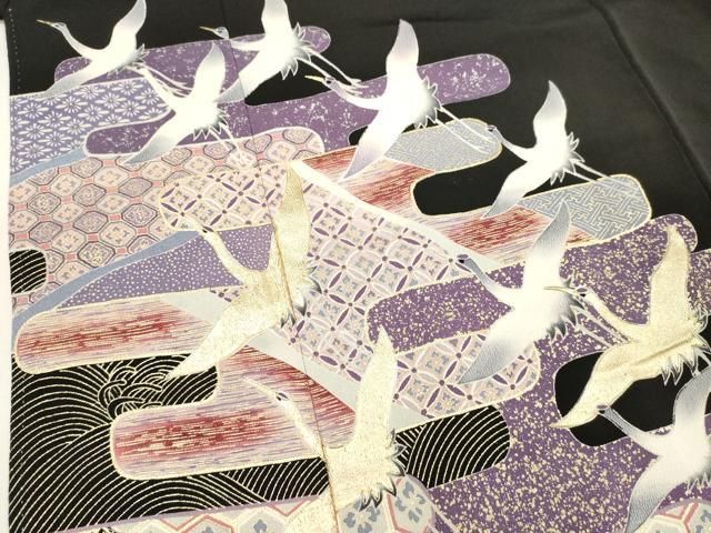 平和屋着物■豪華黒留袖　駒刺繍　吉祥飛鶴文　金銀彩　正絹　逸品　DABK9773cd