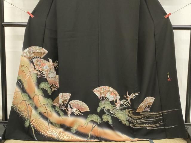 平和屋着物■伝統工芸士　村井紀夫　黒留袖　扇面鳳凰花文　暈し染め　金銀彩　正絹　逸品　DABK9787cd