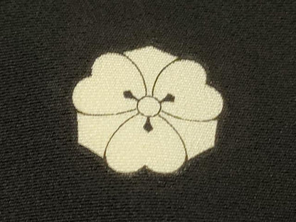 平和屋着物■豪華黒留袖　刺繍　貝合わせ鳳凰御所車花文　暈し染め　金銀彩　正絹　逸品　DABL0002qp