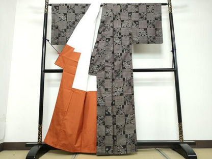 平和屋着物●本場大島紬　7マルキ　格子草花文　正絹　逸品　未使用　DABL1077ud