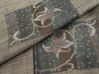 平和屋着物●本場大島紬　9マルキ　花唐草文　正絹　逸品　未使用　DABL1080ud
