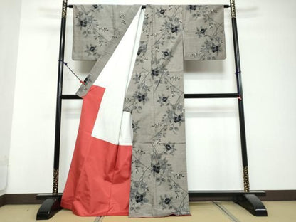 平和屋着物●上質な紬　枝花文　正絹　逸品　DABL1086ud