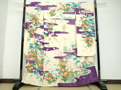 平和屋着物●豪華振袖　駒刺繍　エ霞風景草花文　金彩　正絹　逸品　DABL1110ud