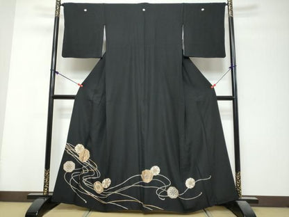 平和屋着物●豪華黒留袖　花鳥文　金銀彩　正絹　逸品　DABL1151ud