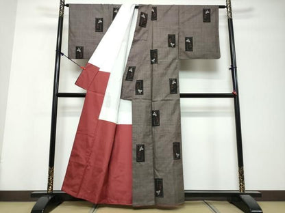 平和屋着物●本場大島紬　7マルキ　古代染色純泥染　短冊草花文　石原正広作　証紙付き　正絹　逸品　DABL1171ud