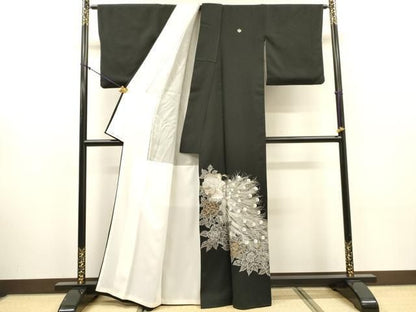 平和屋着物▼黒留袖　孔雀に白バラ　金銀糸　洗える着物　DABL2093fe