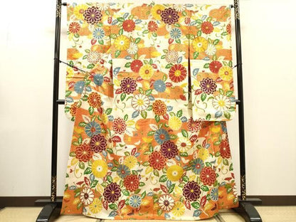 平和屋着物▼豪華振袖　駒刺繍　菊尽くし　金彩　正絹　逸品　DABL2216fe